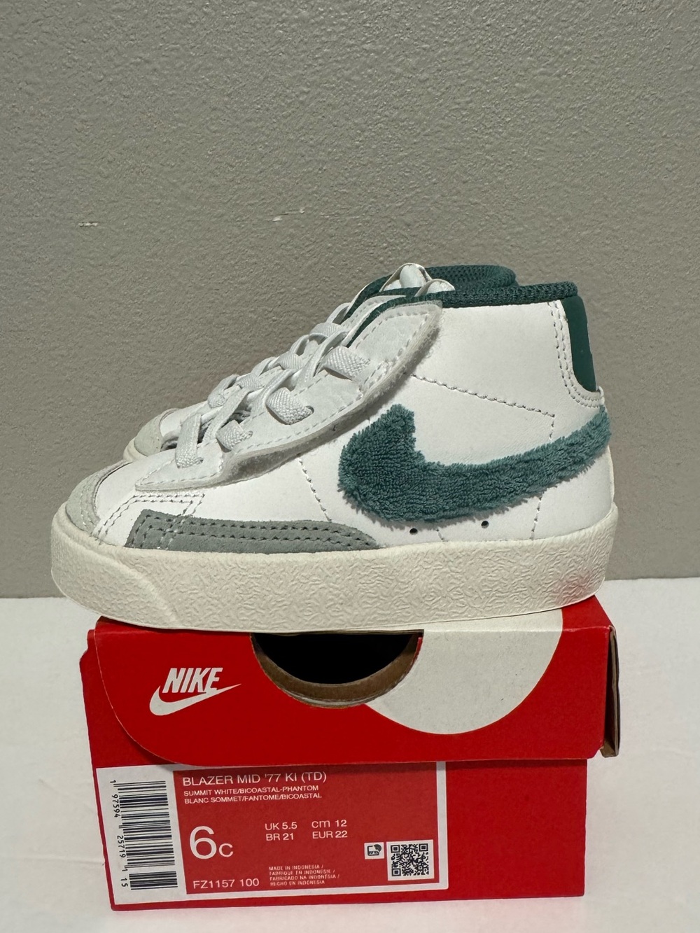 Nike (TD) BLAZER MID '77 with Box